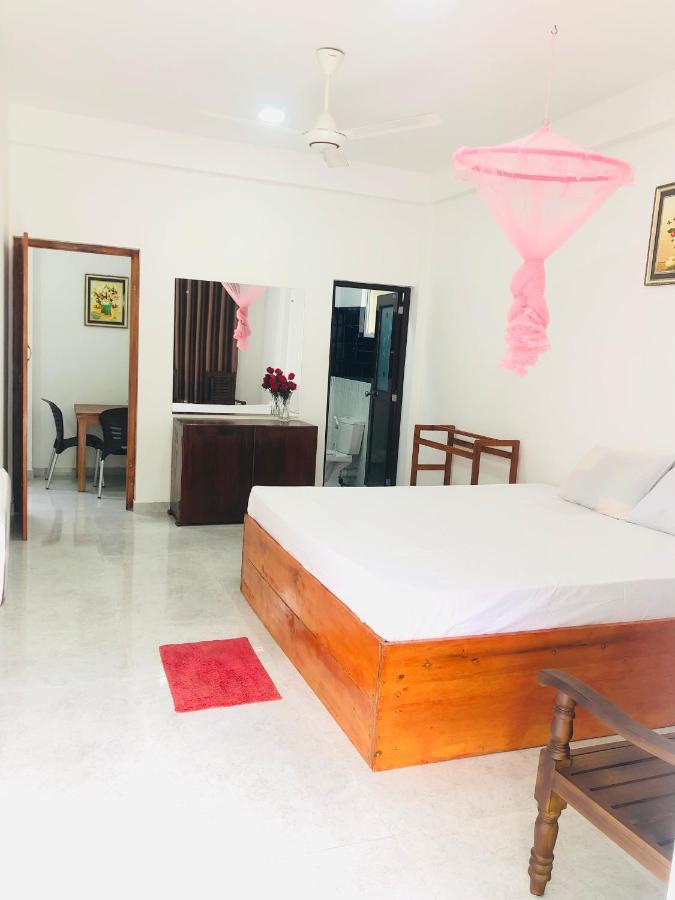Senarathna Guest House Велигама Экстерьер фото