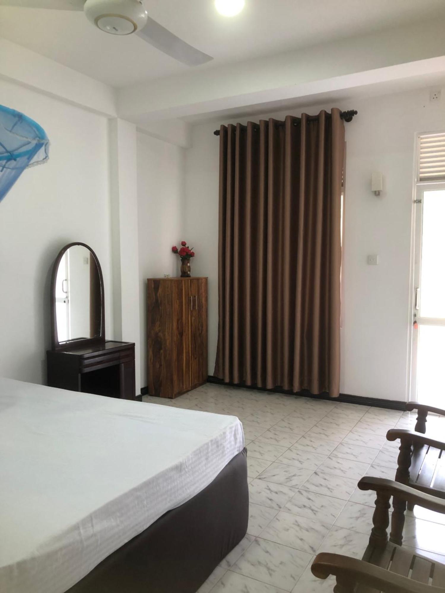 Senarathna Guest House Велигама Экстерьер фото